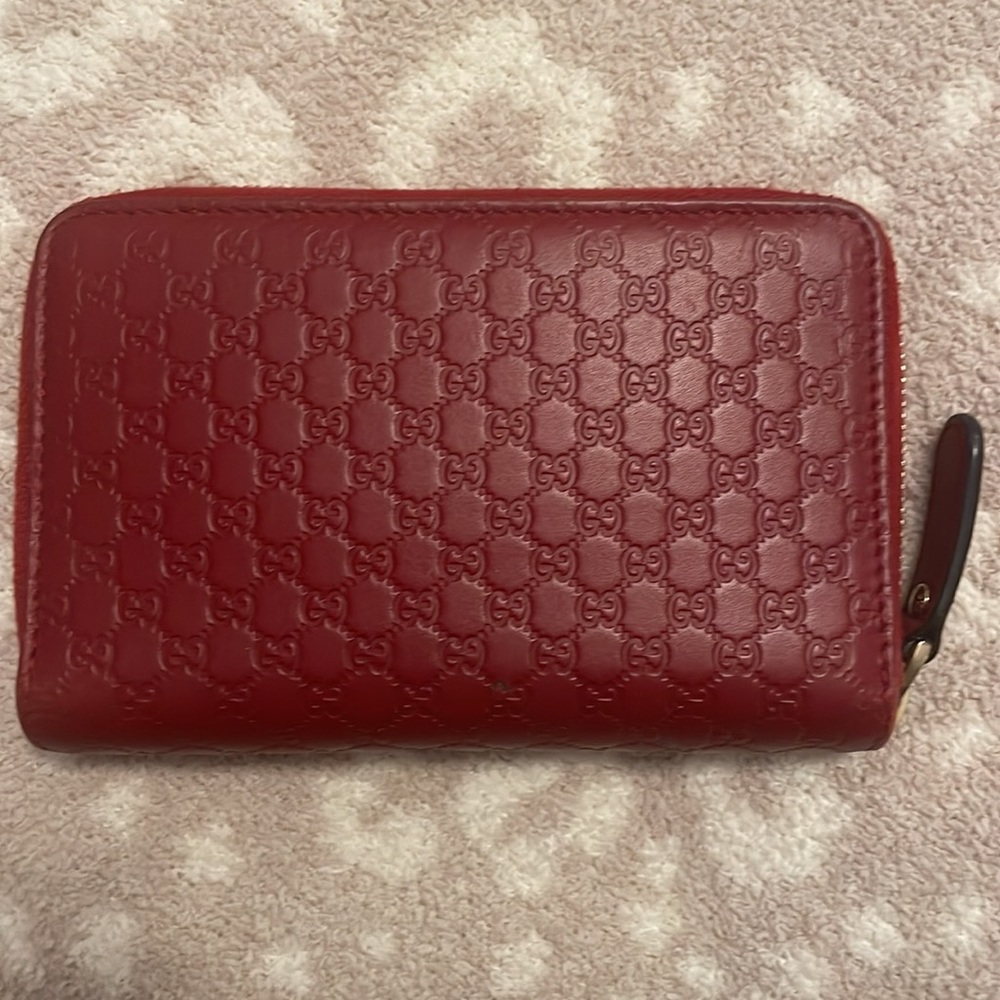 Authentic Gucci Wallet - Picture 2 of 8